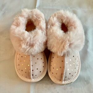 Cat & Jack Pink Toddler Piper Faux Fur Cuff Scuff Slippers